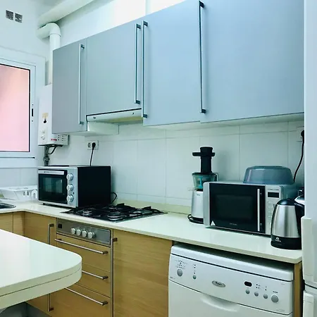 Modern And Elegant Apartmán